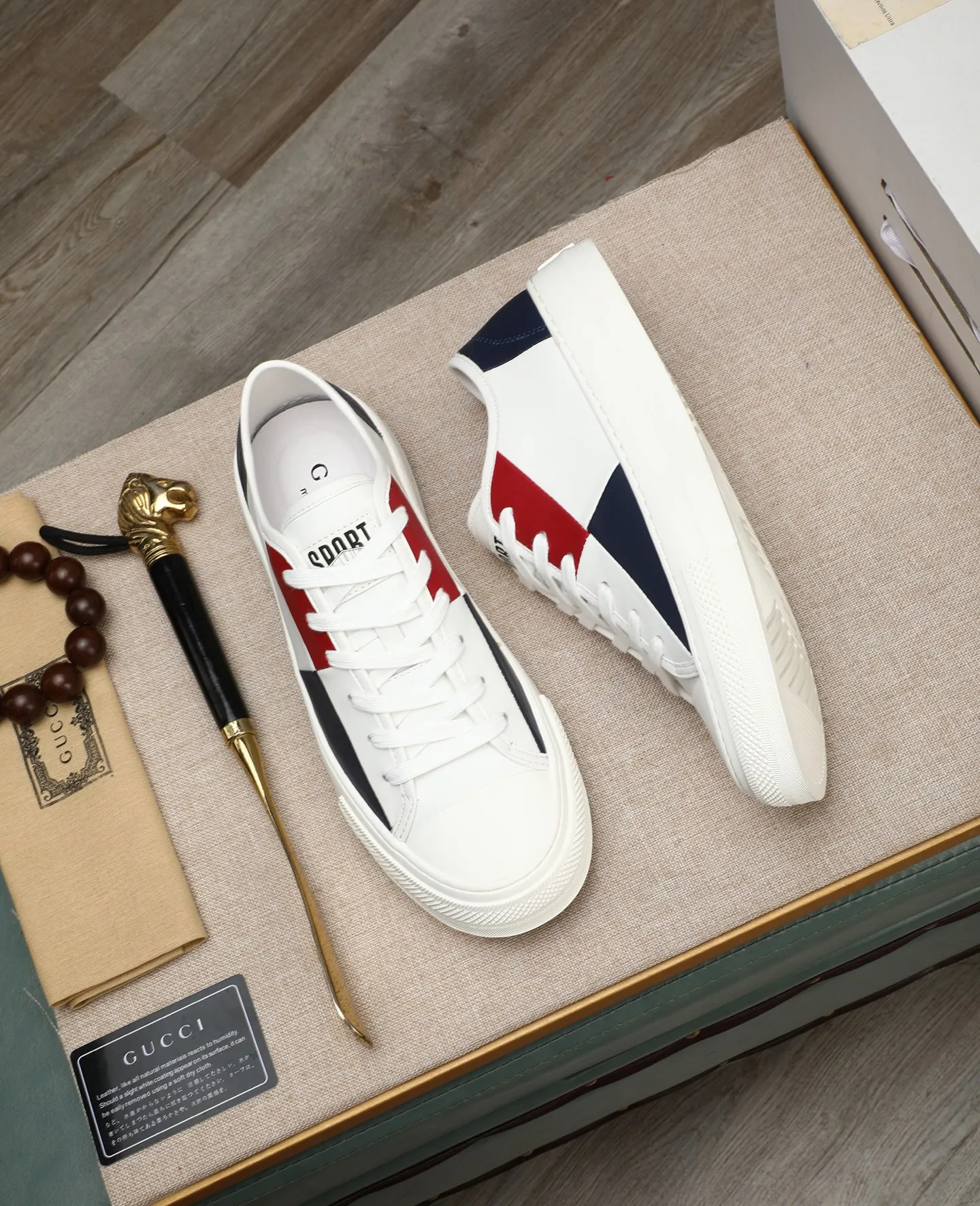Men's men's shoes 💰440 GUCCI🔍🔍The latest model is on sale at the same time at the counter. Original calfskin imported from Italy, genuine leather lining, (high-end, noble, and classy) with exquisite workmanship. Sole: Original sole provided by the original factory, ⚠Exclusive double-layer movable molded sole super comfortable⚠, real shot 🎬The real thing is better🔍🔍"High quality·Follow the order" Code number 38-44